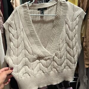Oversized sweater vest ❤️